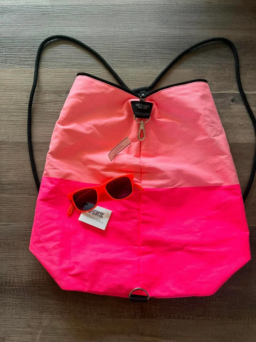 PINK Victorias Secret stylish vs